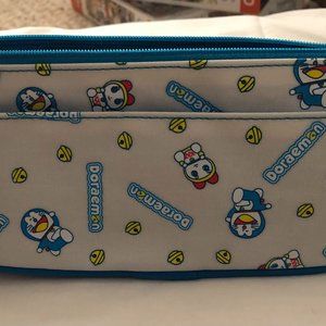 Cosmetic bag / pencil box